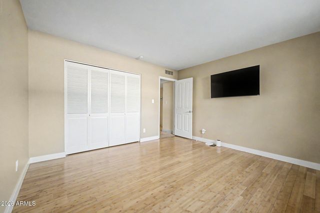 5843 N 46TH Street, Phoenix, AZ 85018