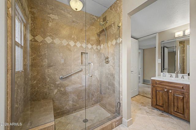 5843 N 46TH Street, Phoenix, AZ 85018
