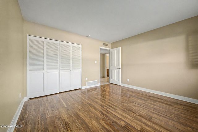 5843 N 46TH Street, Phoenix, AZ 85018