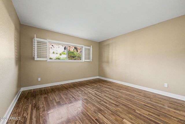 5843 N 46TH Street, Phoenix, AZ 85018