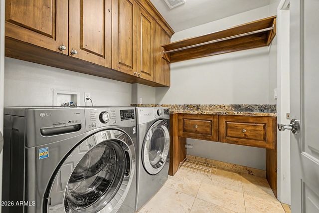 5843 N 46TH Street, Phoenix, AZ 85018