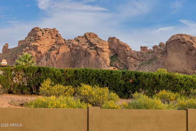5843 N 46TH Street, Phoenix, AZ 85018