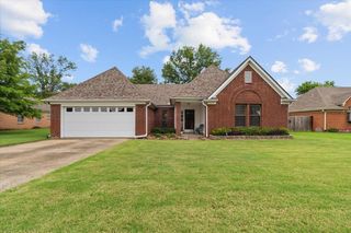 6860 DOVEFIELD LN, Bartlett, TN 38135