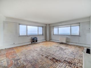 377 S Harrison St 18AA, East Orange City, NJ 07018