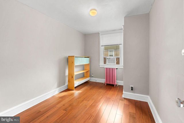 227 SHIRLEY RD, Upper Darby, PA 19082