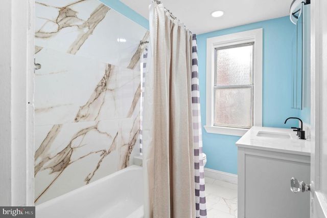 227 SHIRLEY RD, Upper Darby, PA 19082