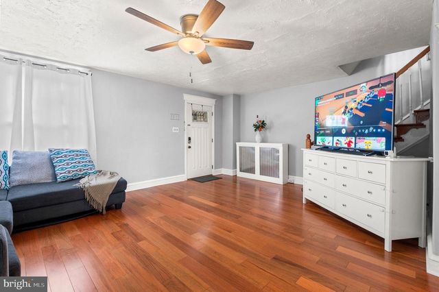 227 SHIRLEY RD, Upper Darby, PA 19082