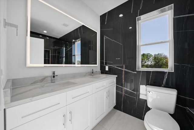 7207 Mohawk Drive 102, Dallas, TX 75235