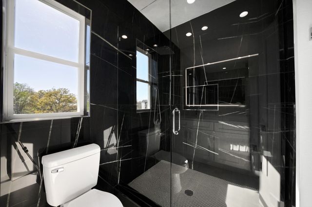 7207 Mohawk Drive 102, Dallas, TX 75235