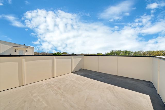 7207 Mohawk Drive 102, Dallas, TX 75235