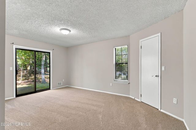 37 Azalea Circle, Jackson, NJ 08527