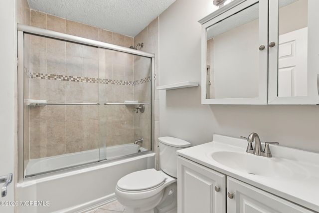 37 Azalea Circle, Jackson, NJ 08527