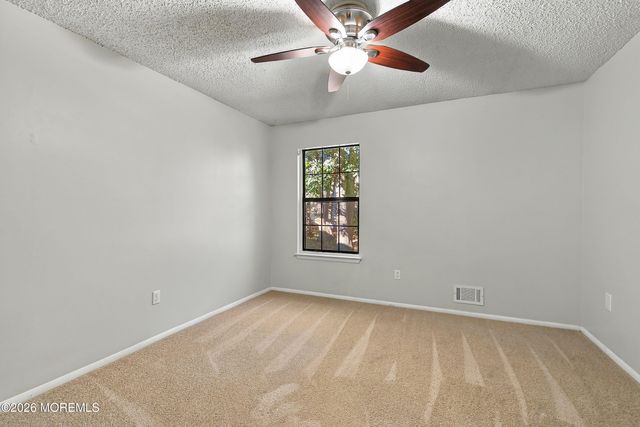 37 Azalea Circle, Jackson, NJ 08527