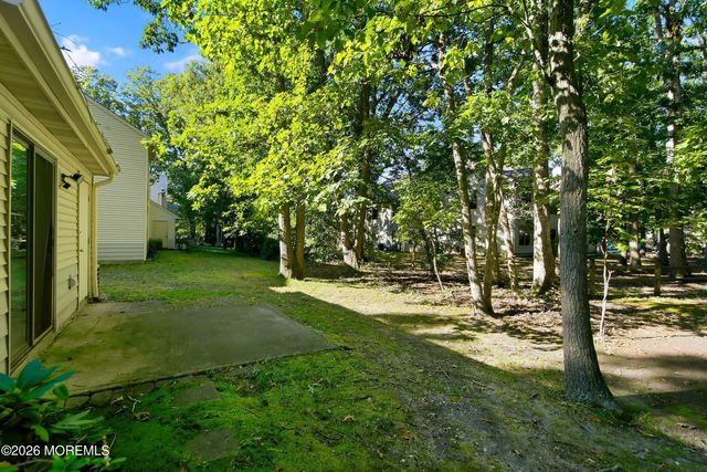 37 Azalea Circle, Jackson, NJ 08527