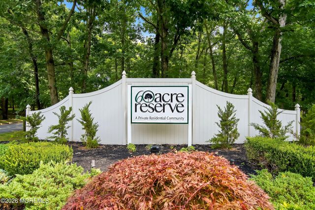 37 Azalea Circle, Jackson, NJ 08527