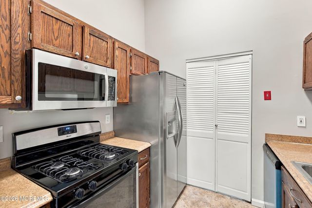 37 Azalea Circle, Jackson, NJ 08527