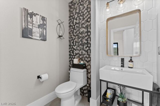 9705 Plateau Heights Place, Las Vegas, NV 89144