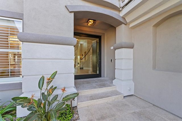 9705 Plateau Heights Place, Las Vegas, NV 89144