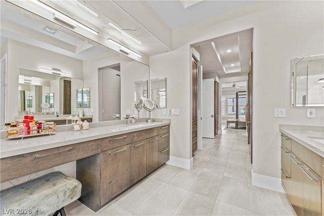 9705 Plateau Heights Place, Las Vegas, NV 89144
