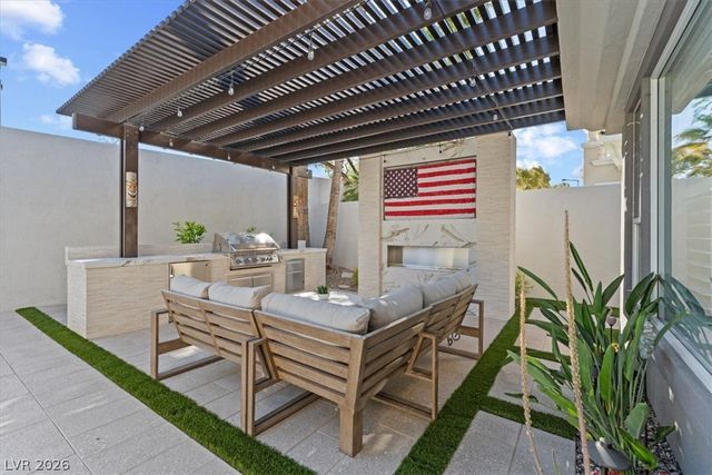 9705 Plateau Heights Place, Las Vegas, NV 89144