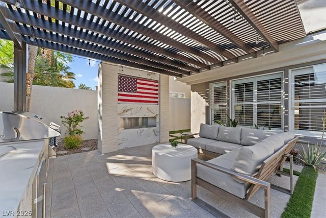 9705 Plateau Heights Place, Las Vegas, NV 89144