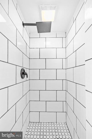 2420 I ST NW, Washington, DC 20037