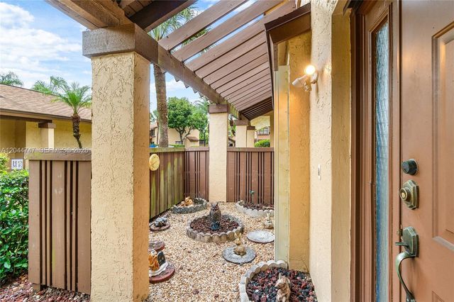 3953 Cocoplum Cir 3609, Coconut Creek, FL 33063