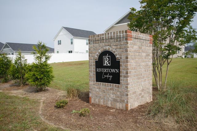 128 Cape Point Dr., Conway, SC 29527