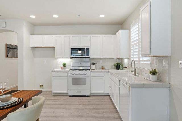 10250 Rudder Way, Stockton, CA 95209