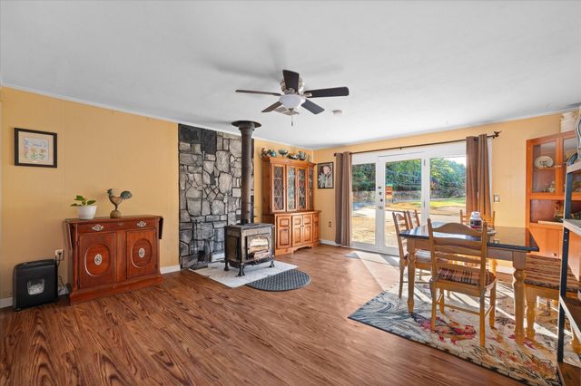 5 Caroline Drive, Bellingham, MA 02019
