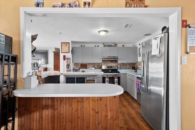5 Caroline Drive, Bellingham, MA 02019