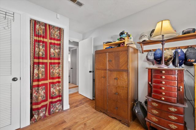 5 Caroline Drive, Bellingham, MA 02019