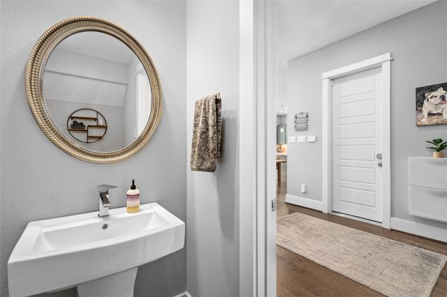 427 Yale Oaks Lane, Houston, TX 77091