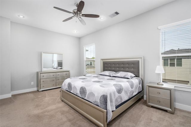 427 Yale Oaks Lane, Houston, TX 77091