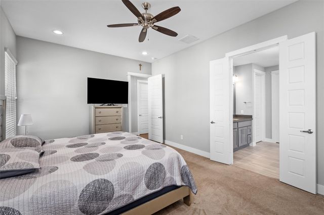 427 Yale Oaks Lane, Houston, TX 77091
