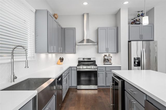 427 Yale Oaks Lane, Houston, TX 77091