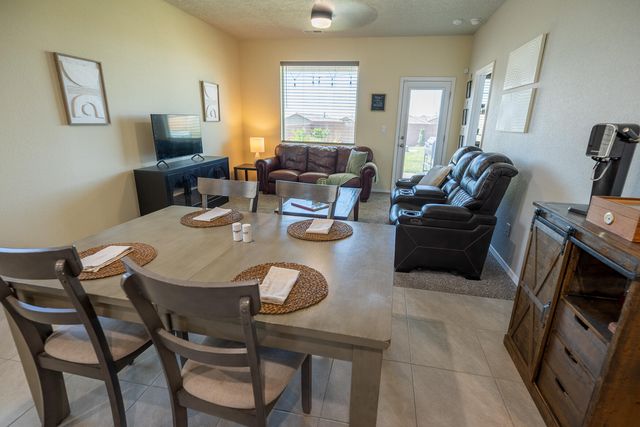 772 Amatista Loop SE, Rio Rancho, NM 87124