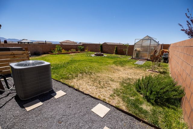 772 Amatista Loop SE, Rio Rancho, NM 87124