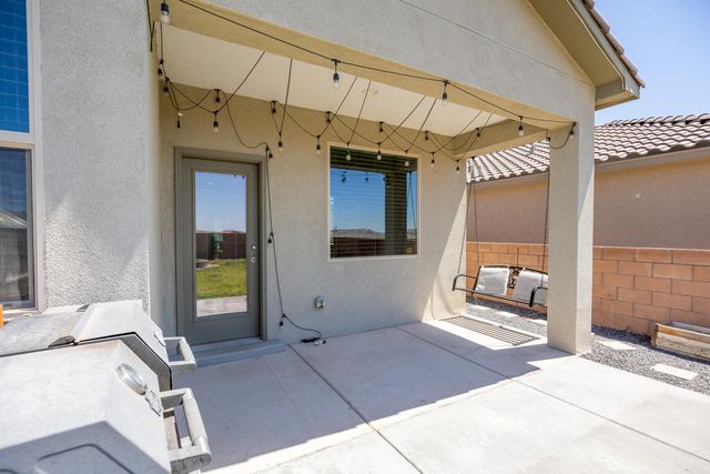 772 Amatista Loop SE, Rio Rancho, NM 87124