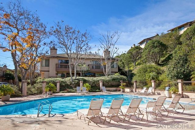 6028 Gaines St, San Diego, CA 92110