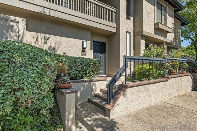 6028 Gaines St, San Diego, CA 92110