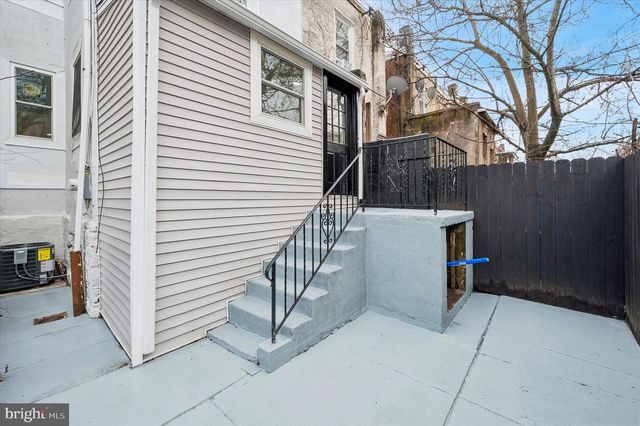 158 N EDGEWOOD ST, Philadelphia, PA 19139