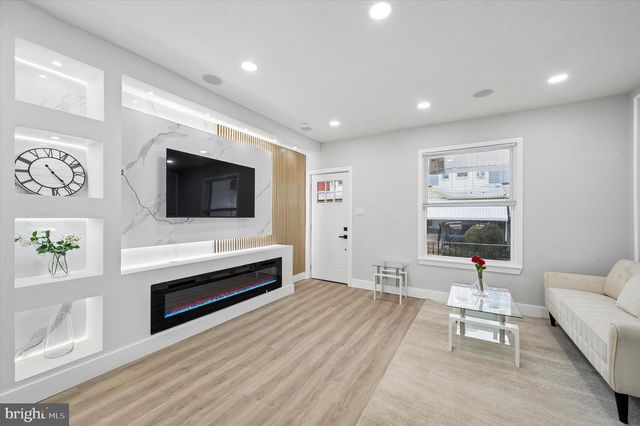 158 N EDGEWOOD ST, Philadelphia, PA 19139