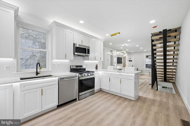 158 N EDGEWOOD ST, Philadelphia, PA 19139