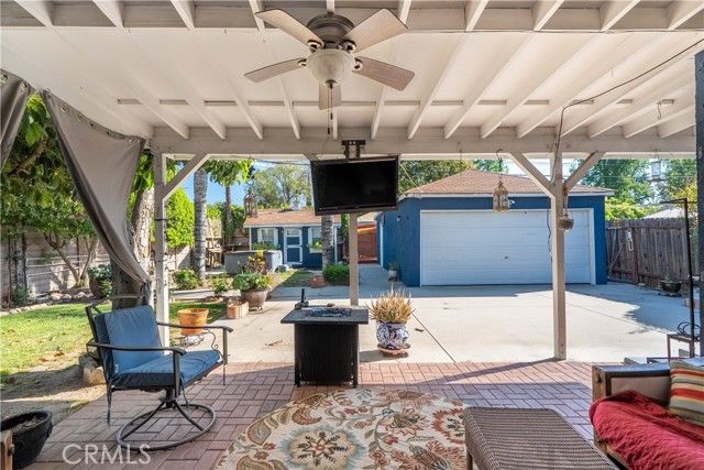 17504 Hamlin, Van Nuys (los Angeles), CA 91406