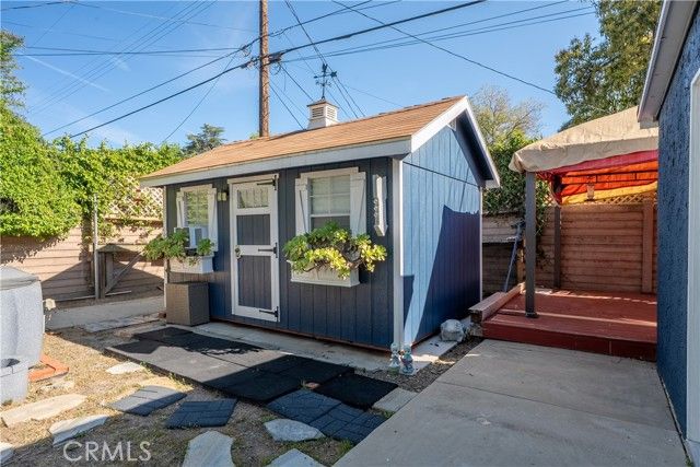 17504 Hamlin, Van Nuys (los Angeles), CA 91406