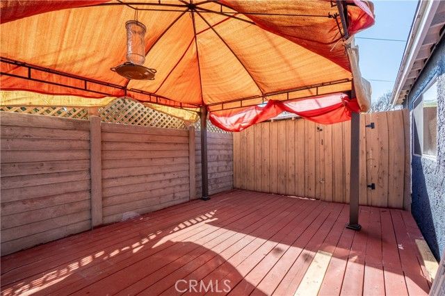 17504 Hamlin, Van Nuys (los Angeles), CA 91406