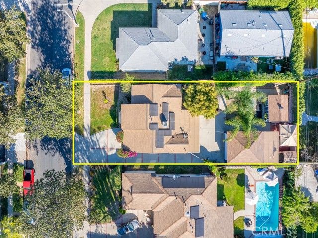 17504 Hamlin, Van Nuys (los Angeles), CA 91406