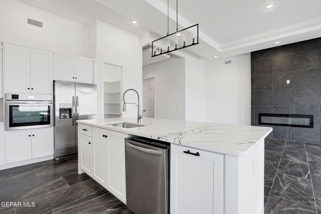 921 Ada Ln. Lane, El Paso, TX 79932