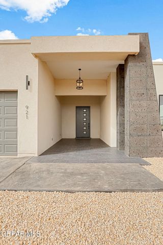 921 Ada Ln. Lane, El Paso, TX 79932